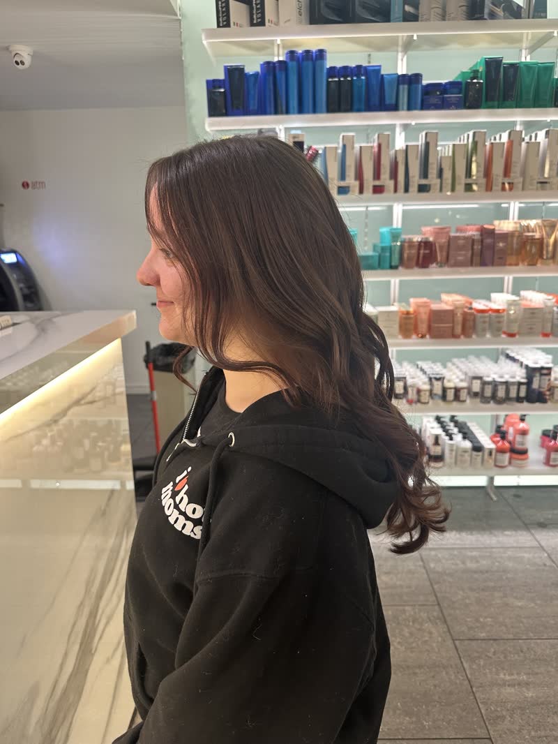 6 Salon — photo