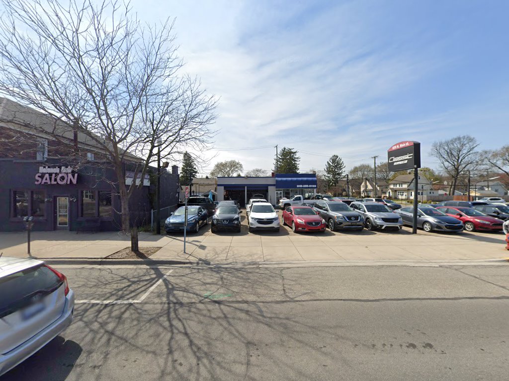 609 Carz in Royal Oak