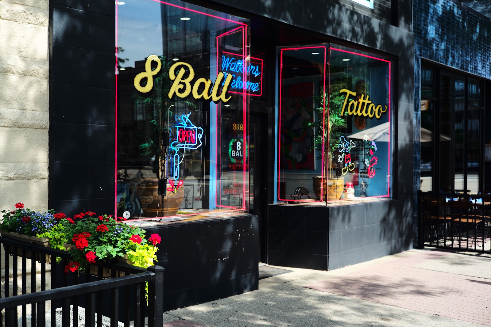 8 Ball Tattoo Parlor in Royal Oak