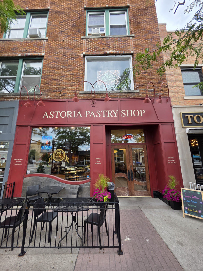 Astoria Pastry Shop in Royal Oak