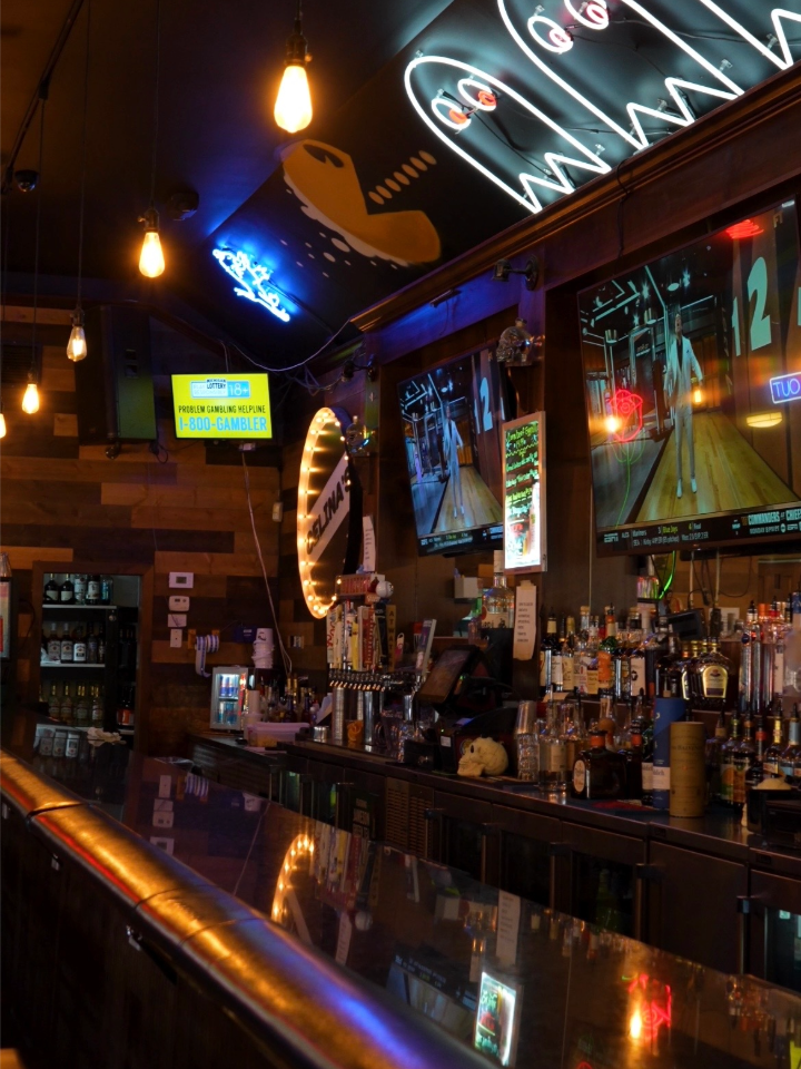 Celina's Bar & Grill in Madison Heights