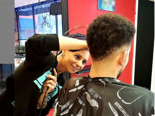 Chelsea's Color & Cuts in Royal Oak