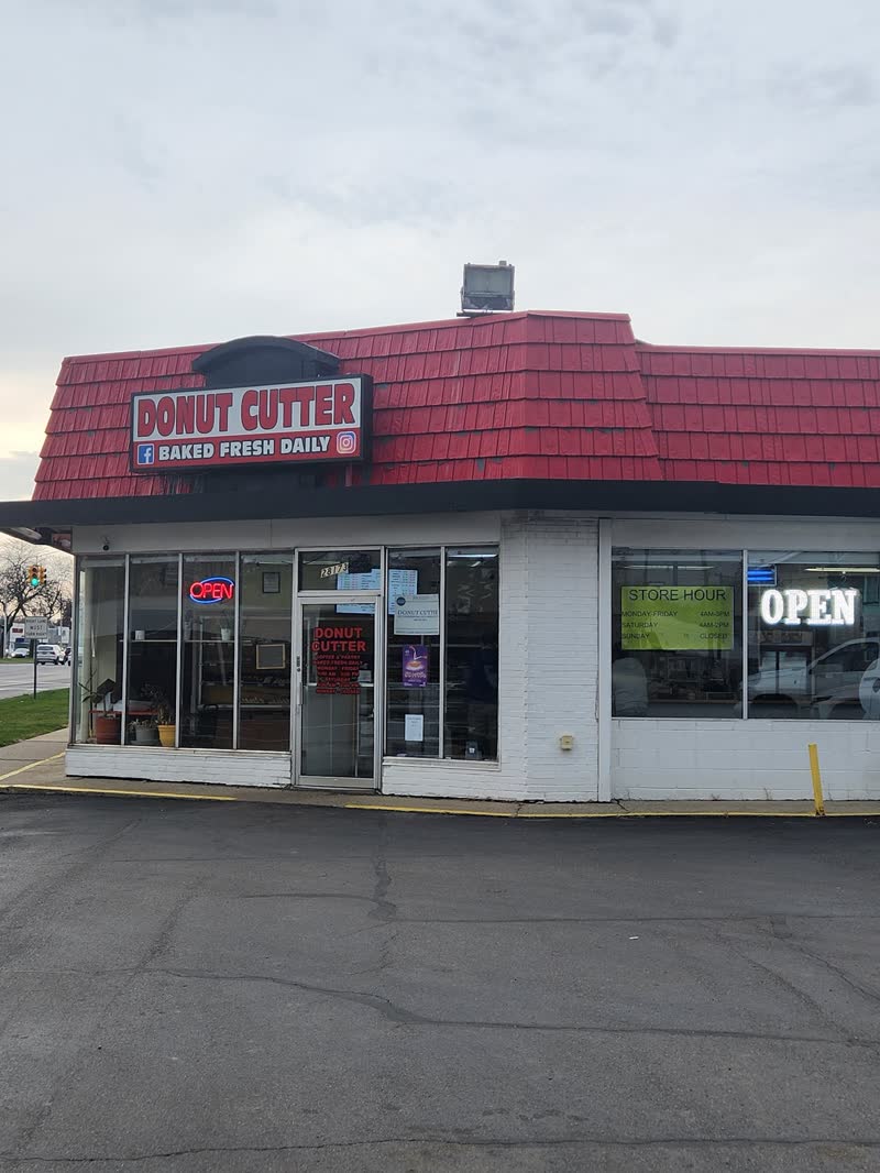 Donut Cutter — photo