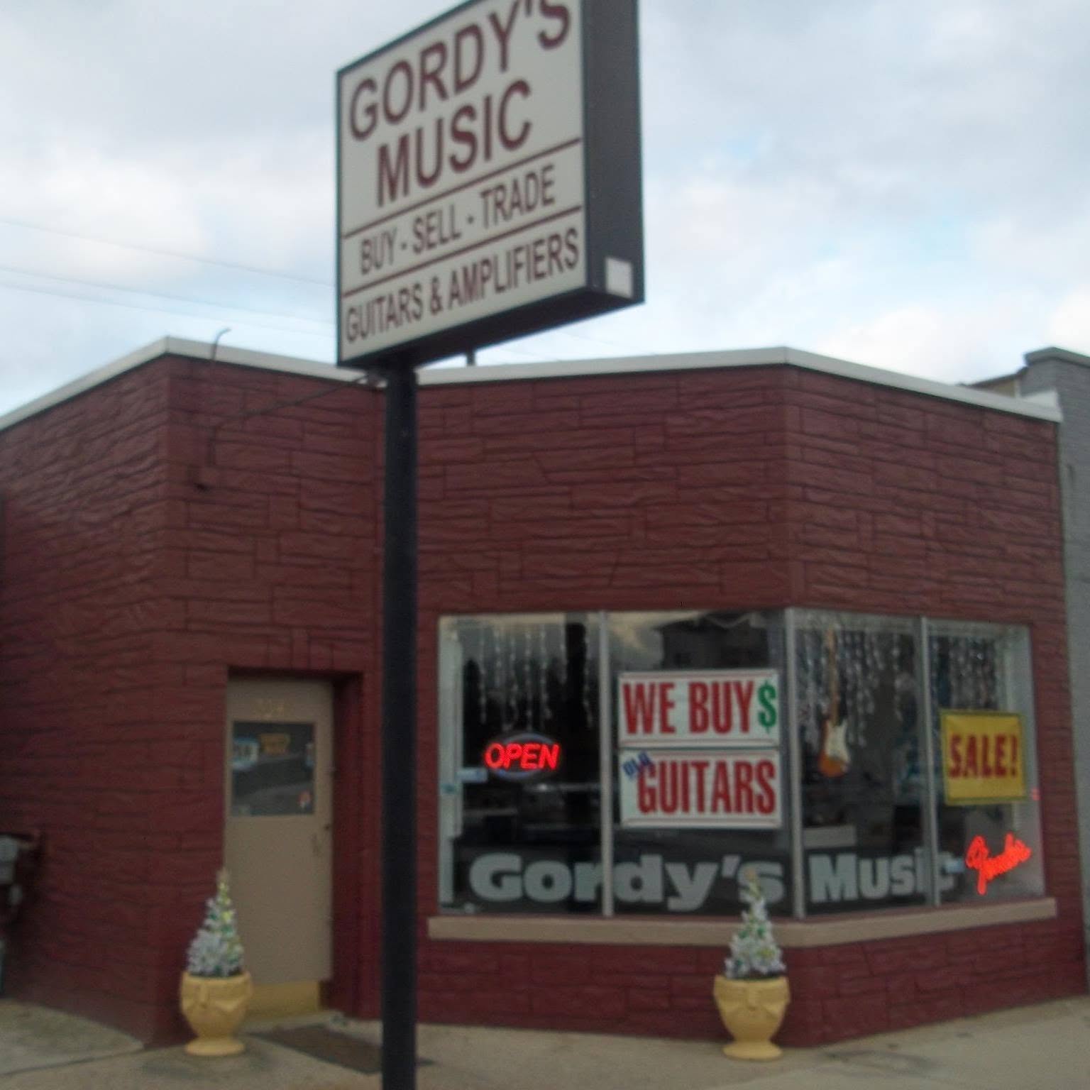 Gordy's Music — photo