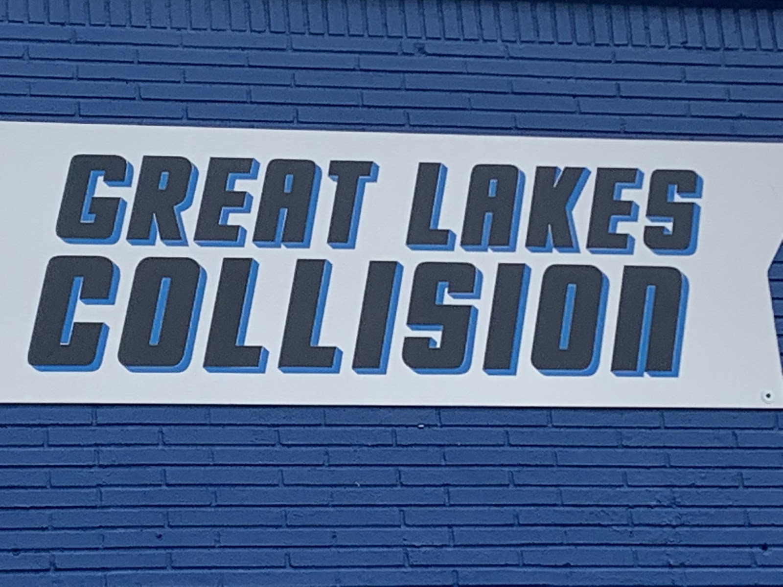 Great Lakes Collision in Madison Heights