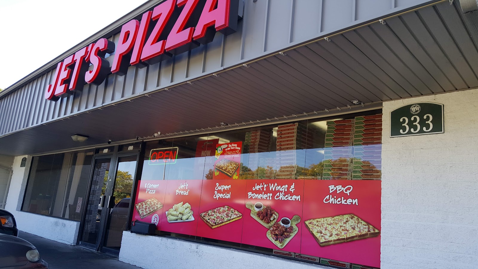 Jet's Pizza in Madison Heights