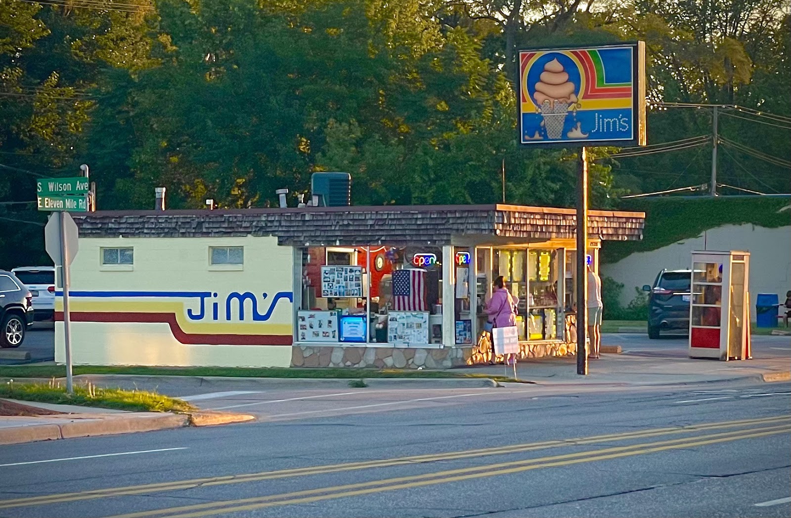 Jim's Frostie Treats in Royal Oak
