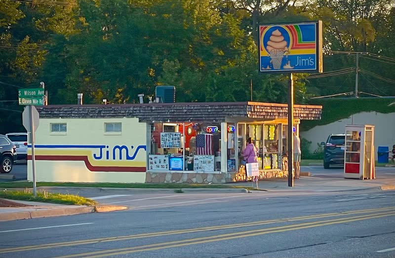 Jim's Frostie Treats — photo
