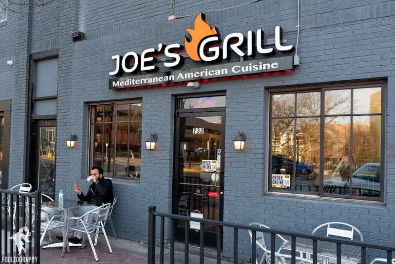 Joe's Grill in Royal Oak