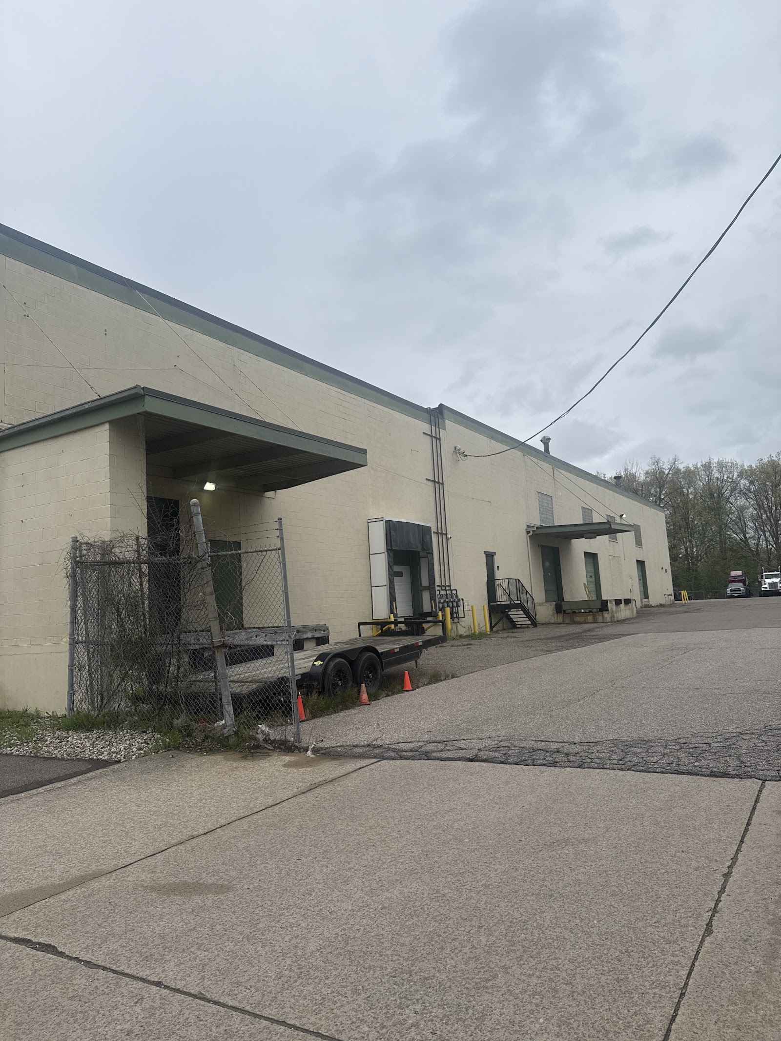 Mantis Moving and Storage in Royal Oak