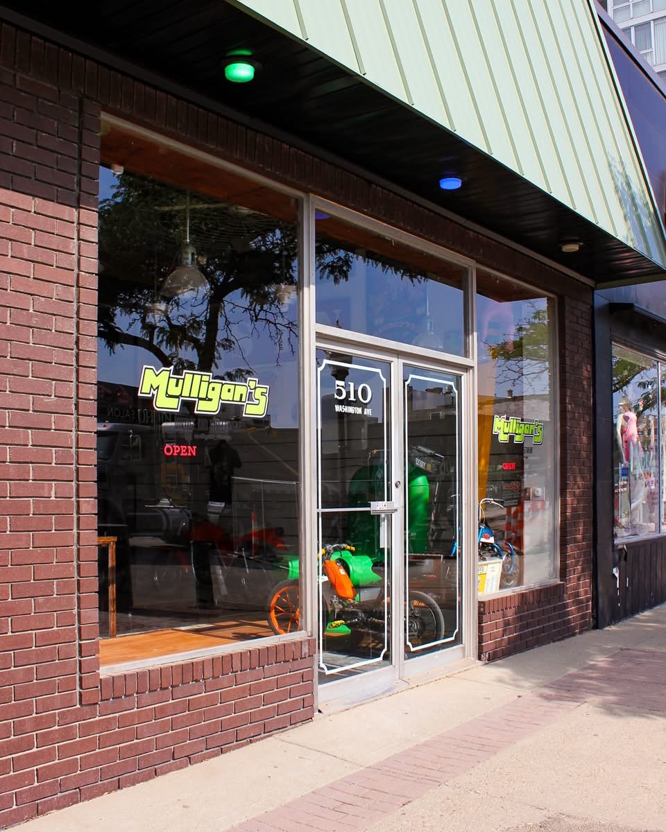 Mulligan’s Vintage in Royal Oak