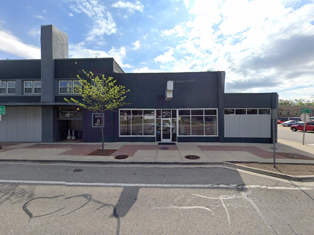 PRECISION AUTO WORKS in Royal Oak