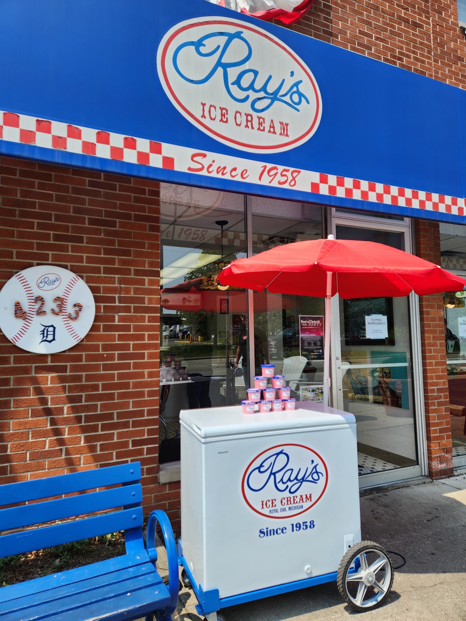 Ray's Ice Cream — photo