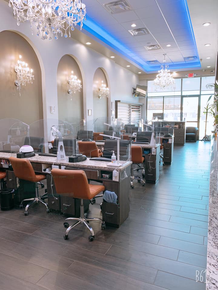 Royal Touch Nails & Spa — photo