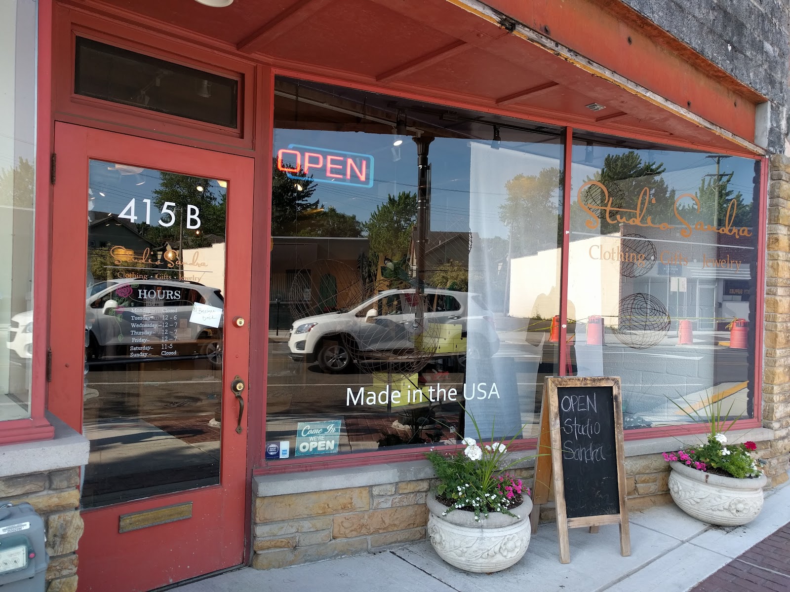 Studio Sandra in Royal Oak
