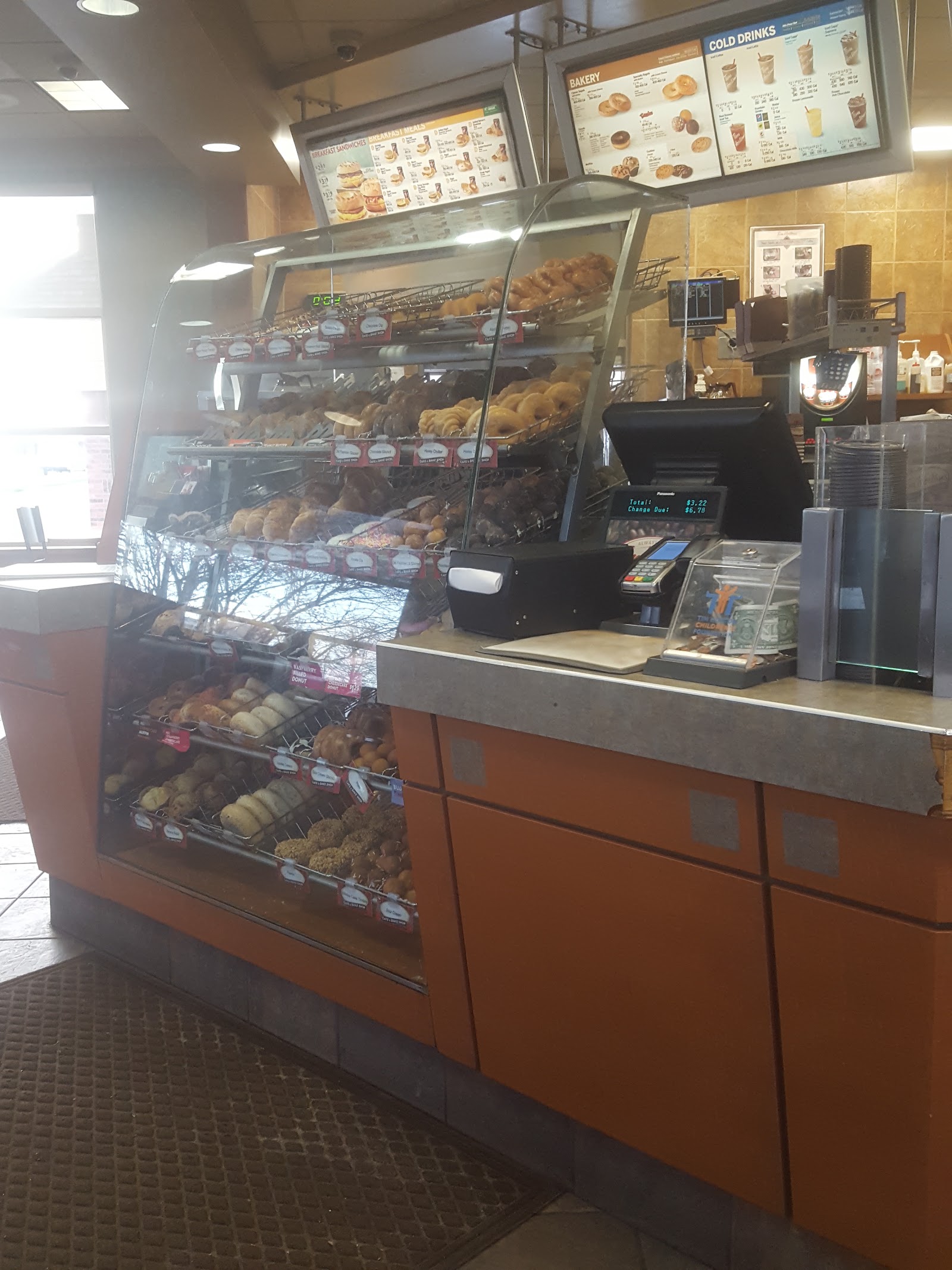 Tim Hortons — photo