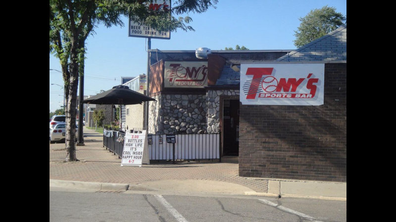 Tony's Sports Bar in Ferndale