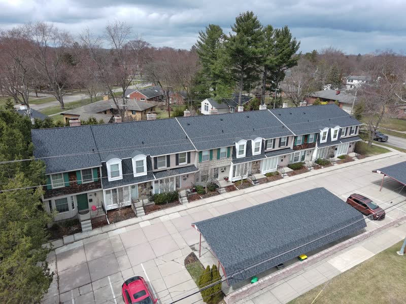 Tresnak Roofing — photo