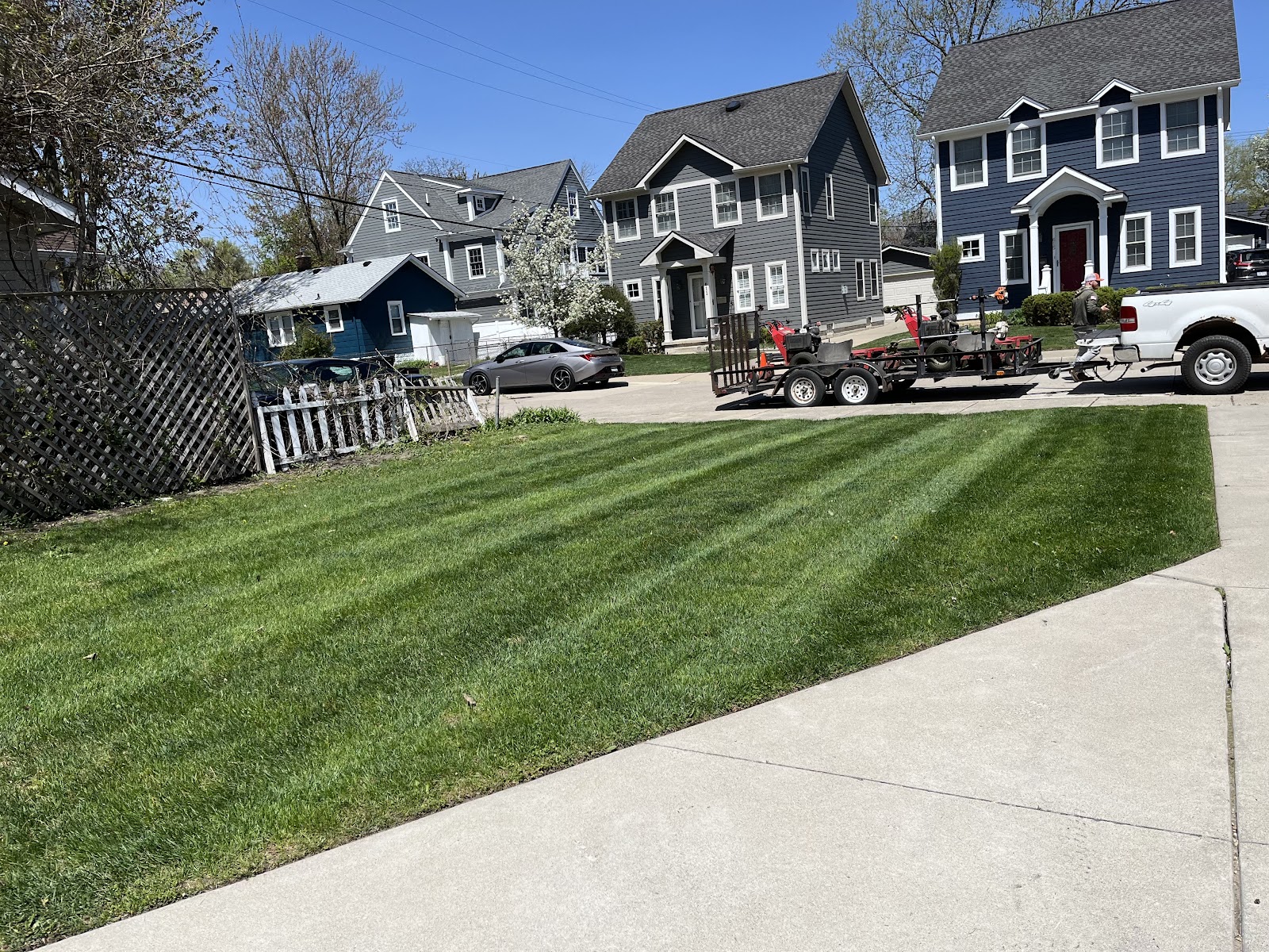 Ynot Lawn Care — photo