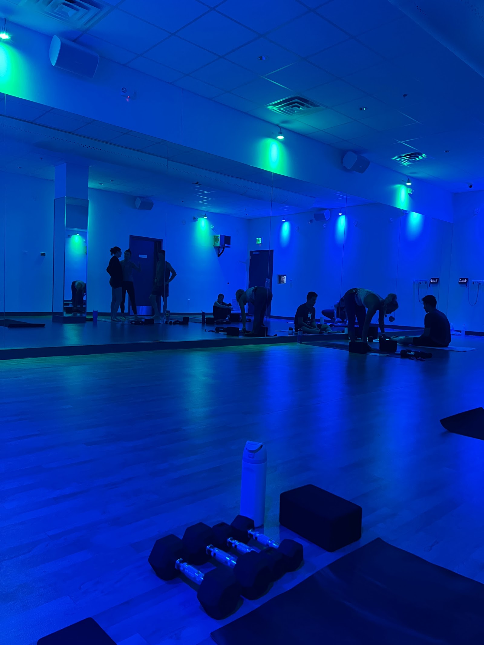 YogaSix in Royal Oak
