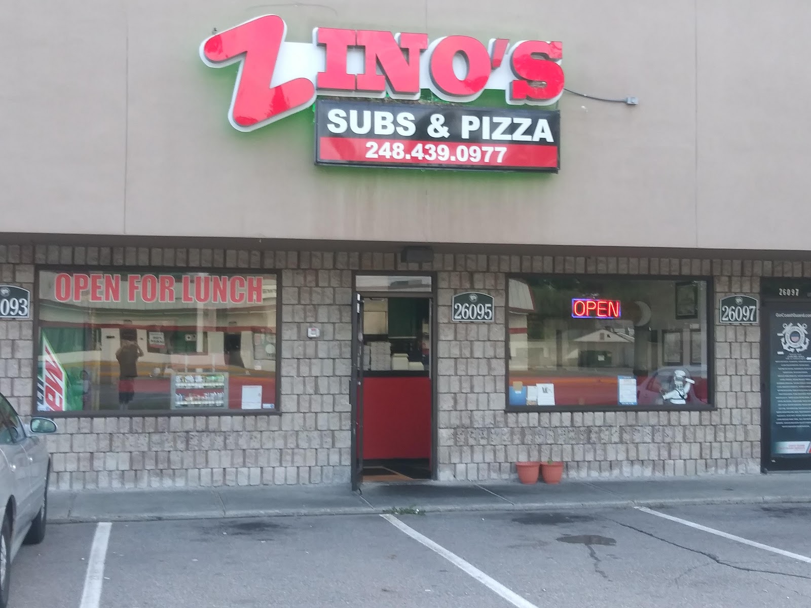 Zino's Pizza — photo